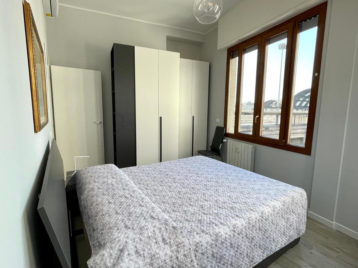 Enzo Appartement Milaan Buitenkant foto